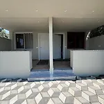 לינה וארוחת בוקר Cano 3*